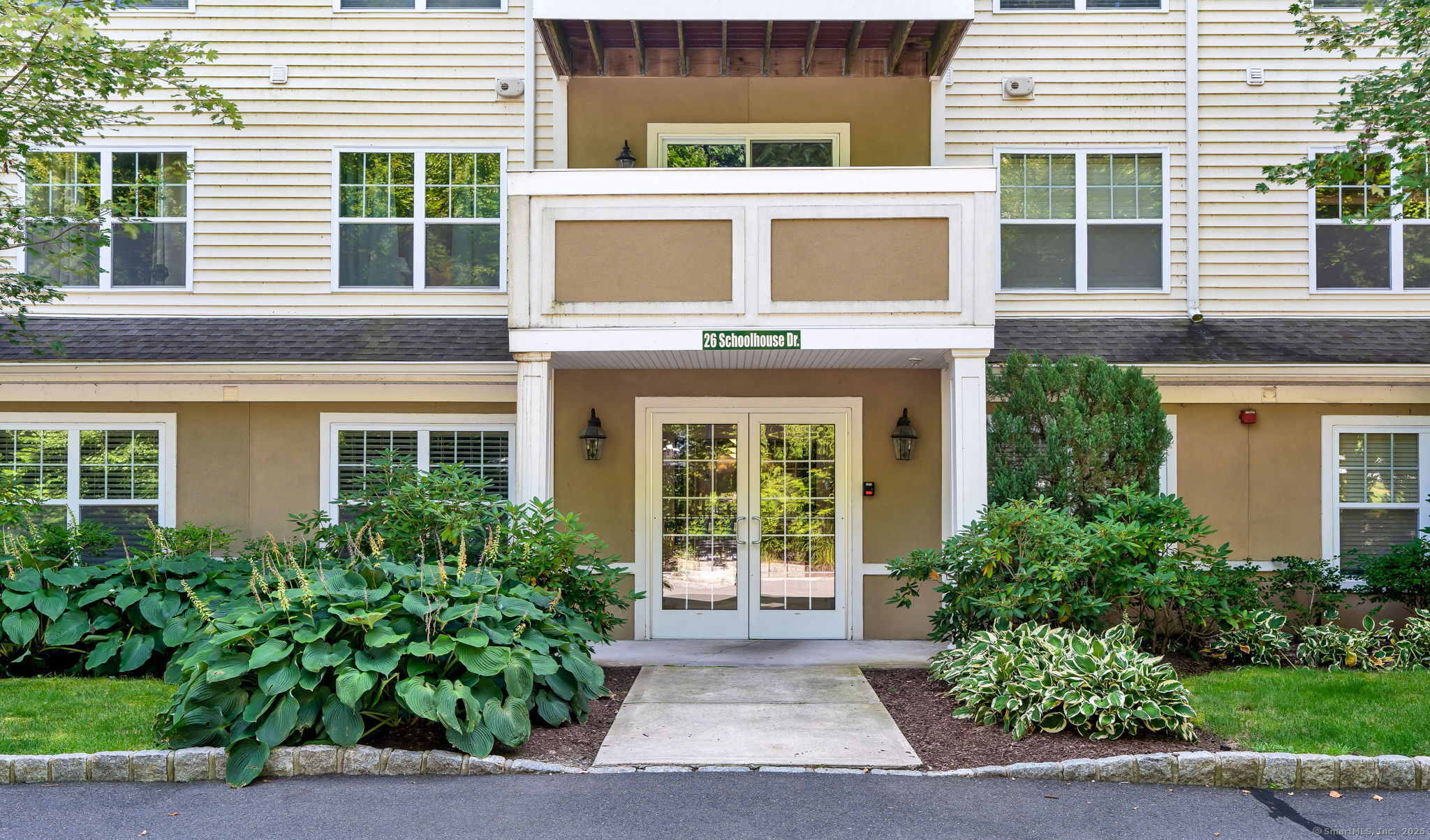 26 Schoolhouse Drive #304, West Hartford, Connecticut image 2