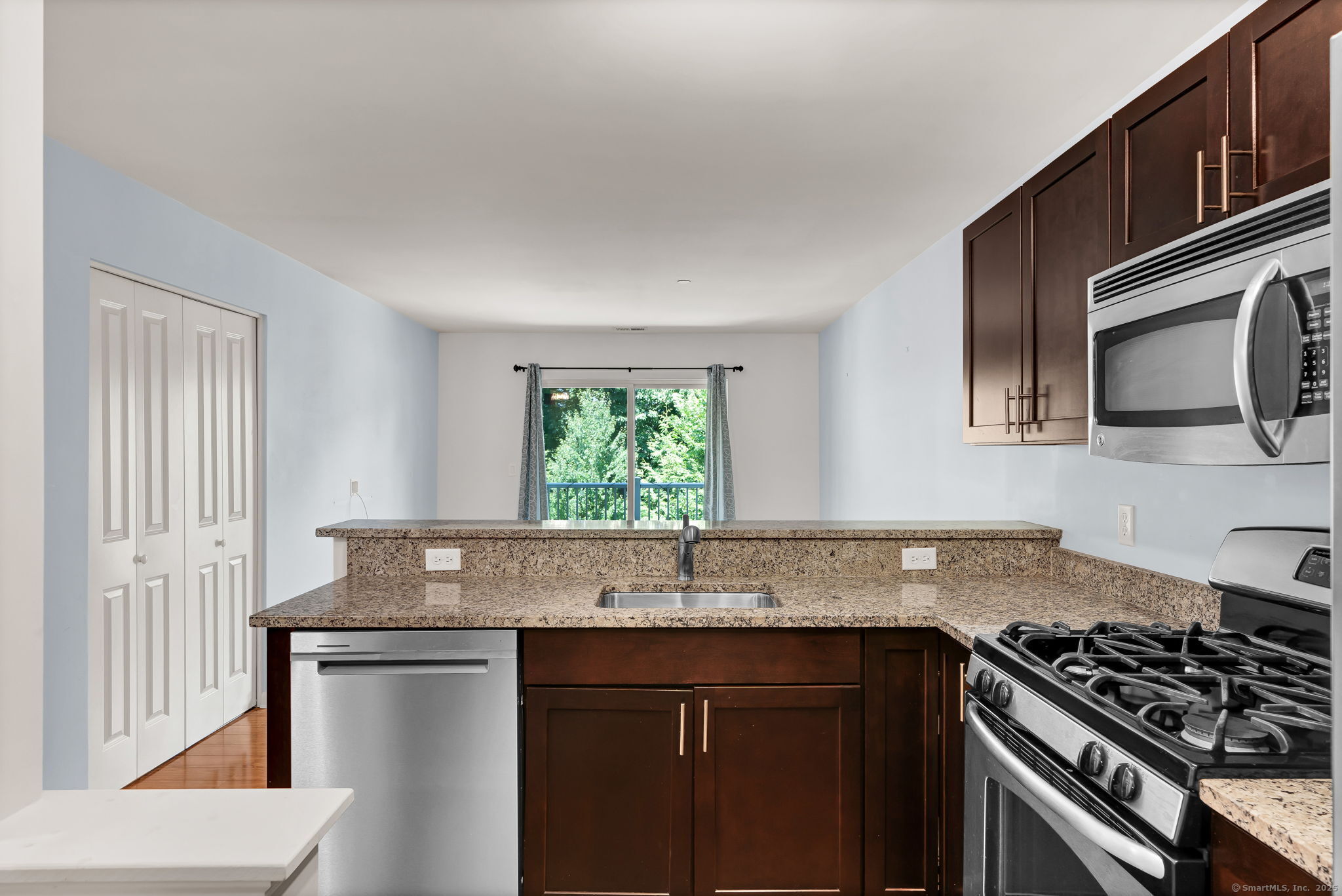26 Schoolhouse Drive #304, West Hartford, Connecticut image 7