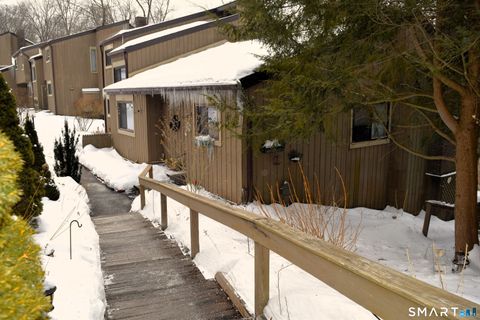 Photo of 14 Tamarack Lane #14, Woodbury, CT 06798 (MLS # 24153247)