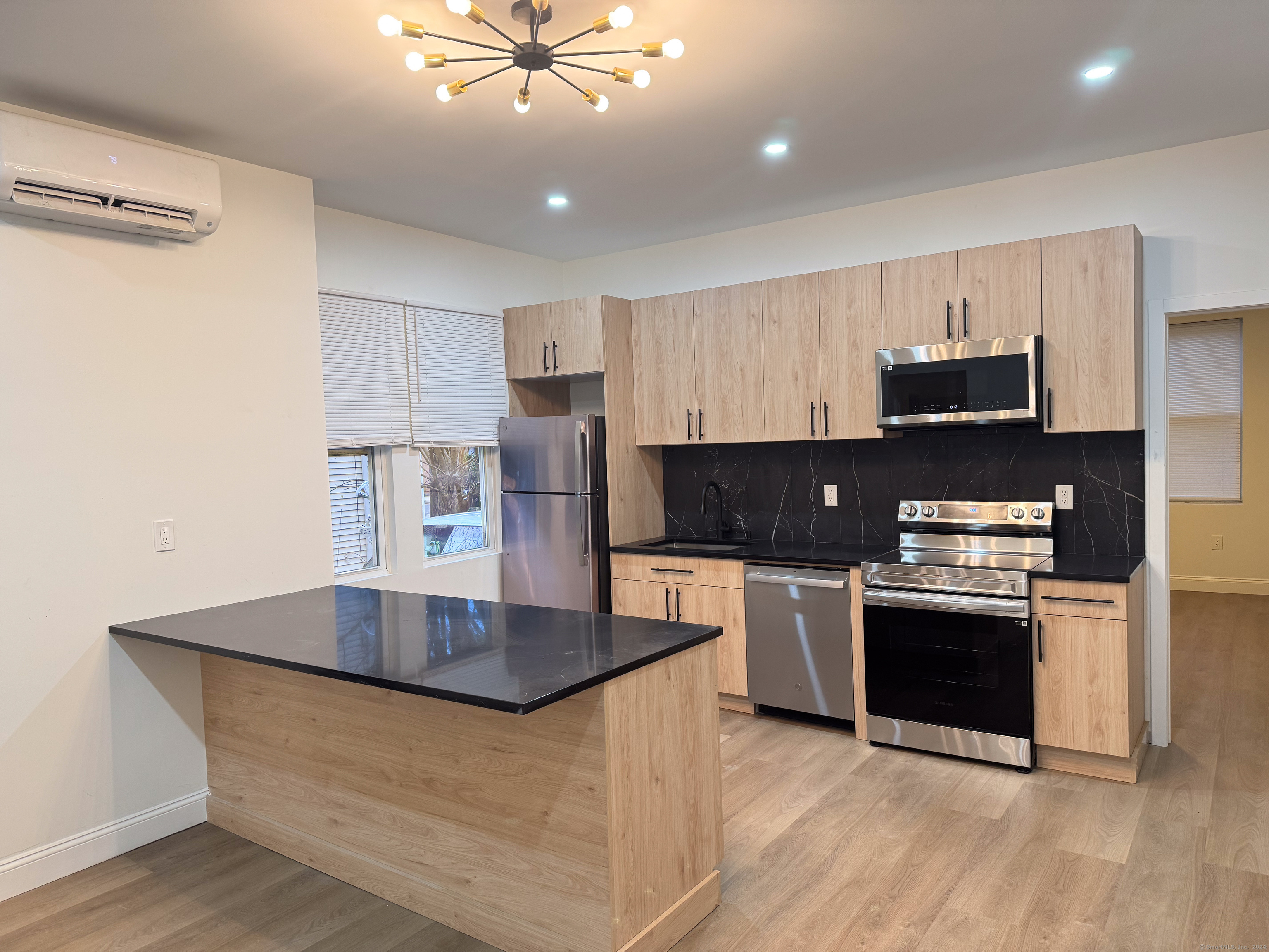 Rental Property at 303 Saint John Street, New Haven, Connecticut - Bedrooms: 3 
Bathrooms: 3 
Rooms: 4  - $3,300 MO.