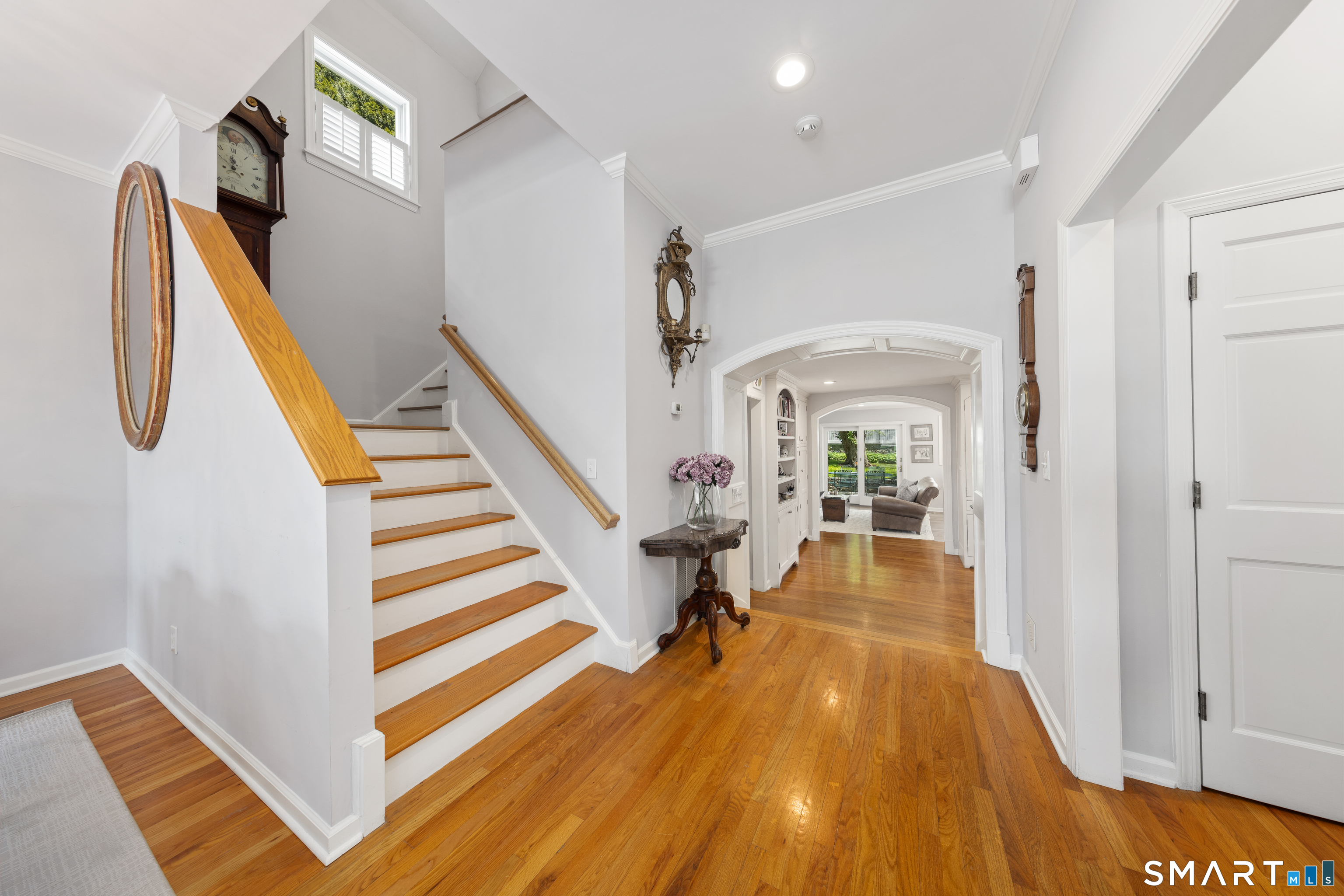 27 Crest Road