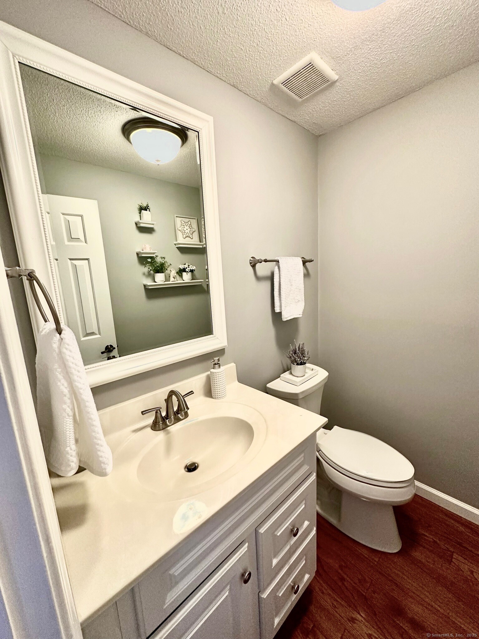 33 Waterview Drive, Windsor, Connecticut image 4
