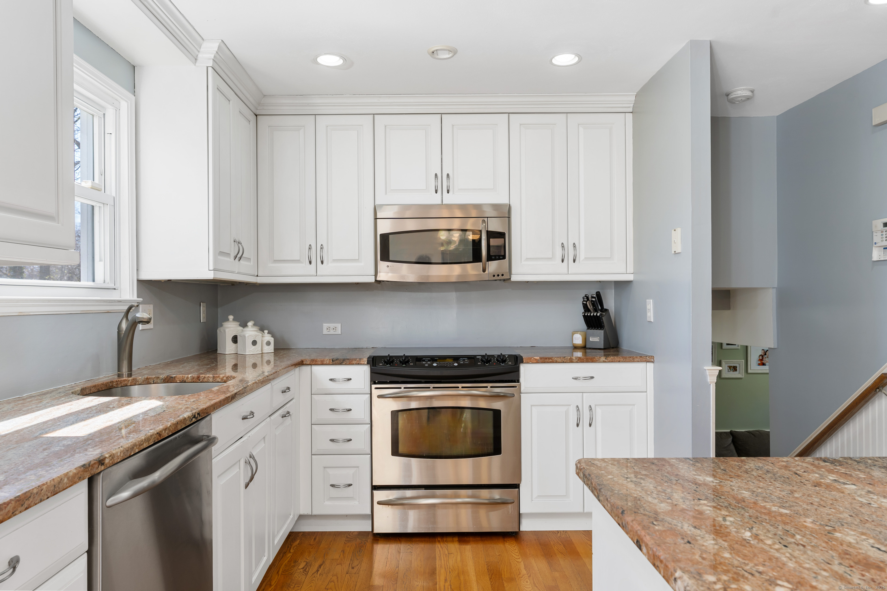 1087 Stillwater Road, Stamford, Connecticut image 9