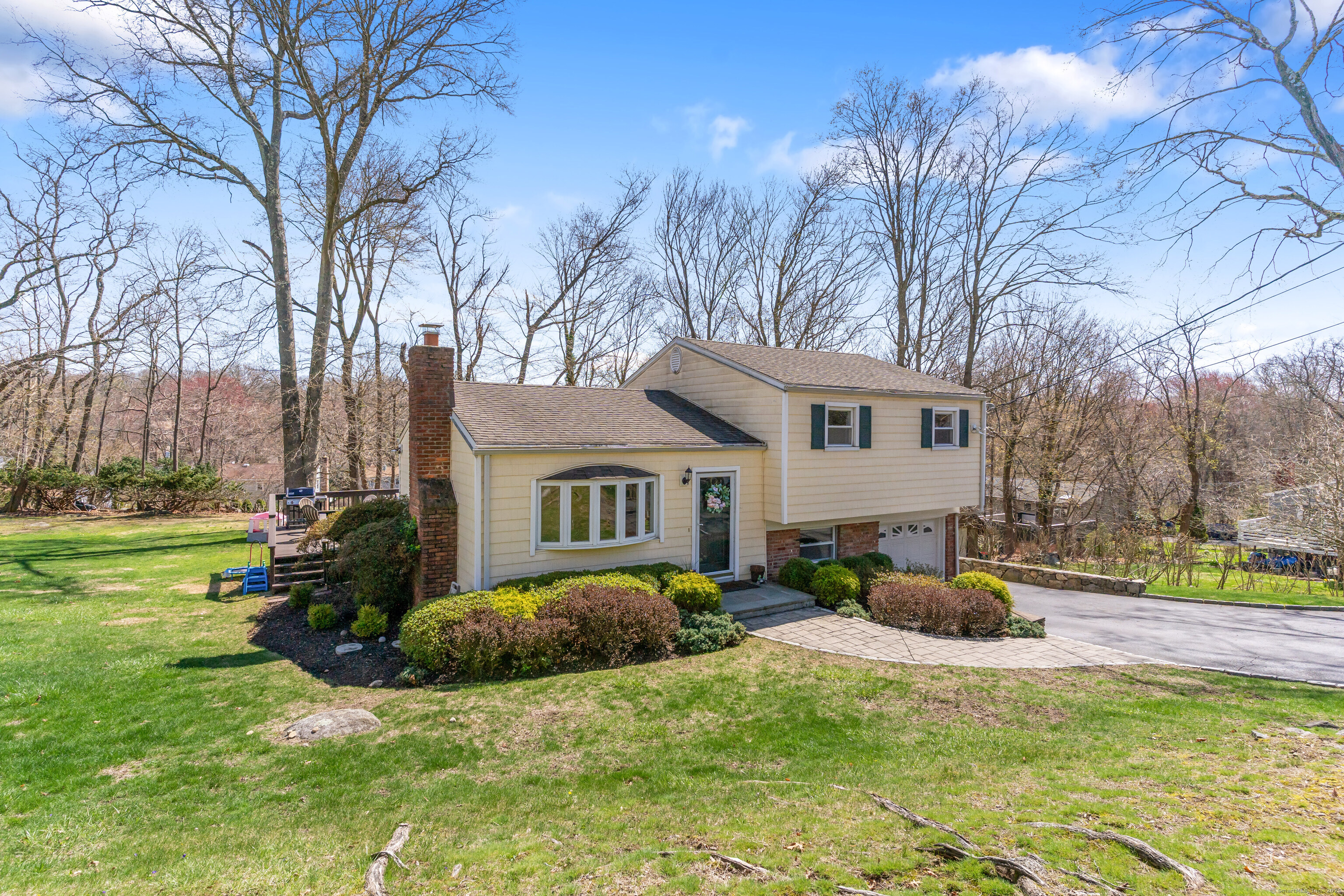 1087 Stillwater Road, Stamford, Connecticut image 1