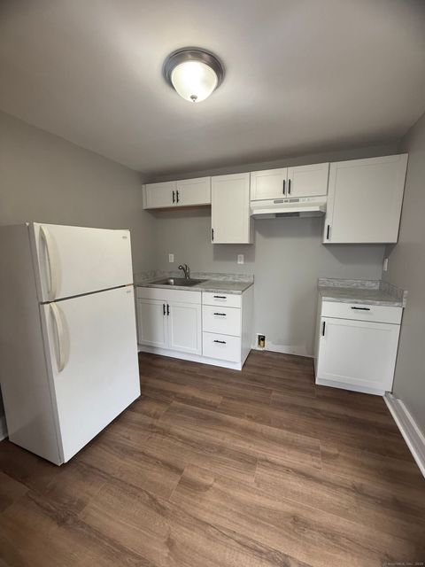 MLS: 24083367