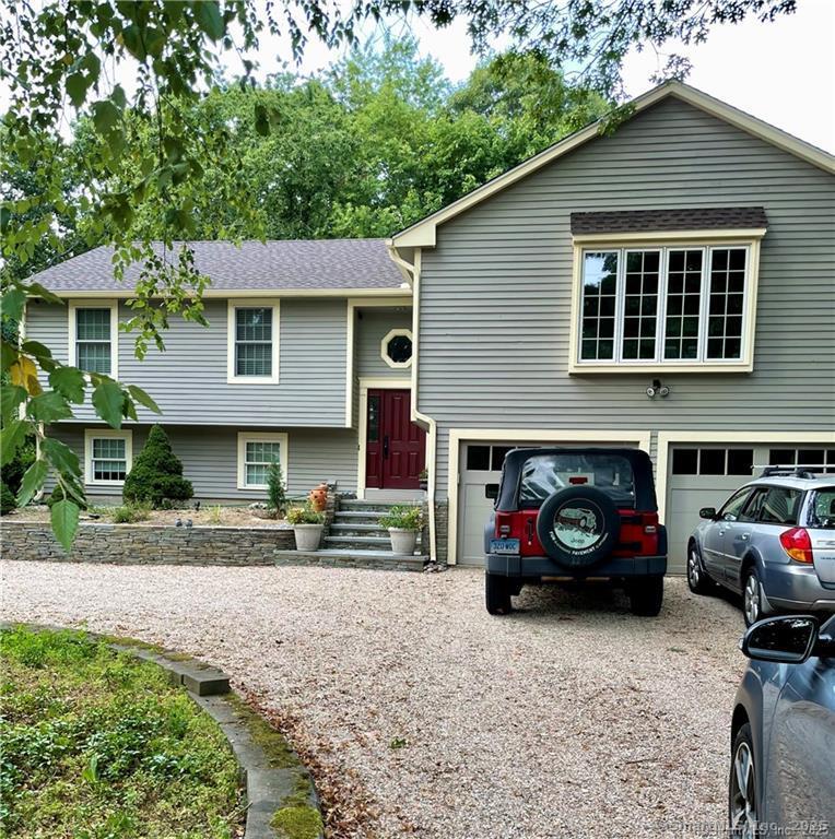 Rental Property at Oak Hill Drive, Clinton, Connecticut - Bedrooms: 1 
Bathrooms: 1 
Rooms: 2  - $1,400 MO.