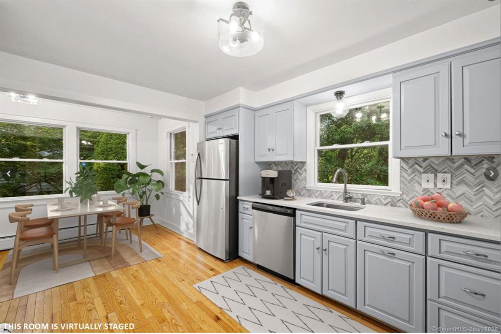 Photo of 412 Main Street, New Canaan, CT 06840 (MLS # 24136457)