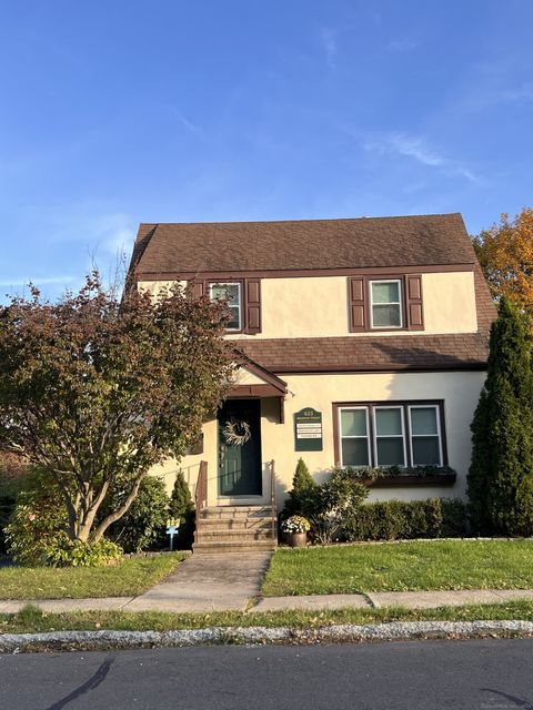 Photo of 433 Meadow Street, Fairfield, CT 06824 (MLS # 24135245)
