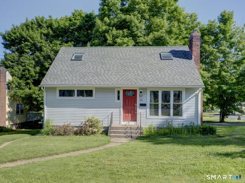 Homes For Sale - 35 Bretton Road<br/> Manchester, CT 06042