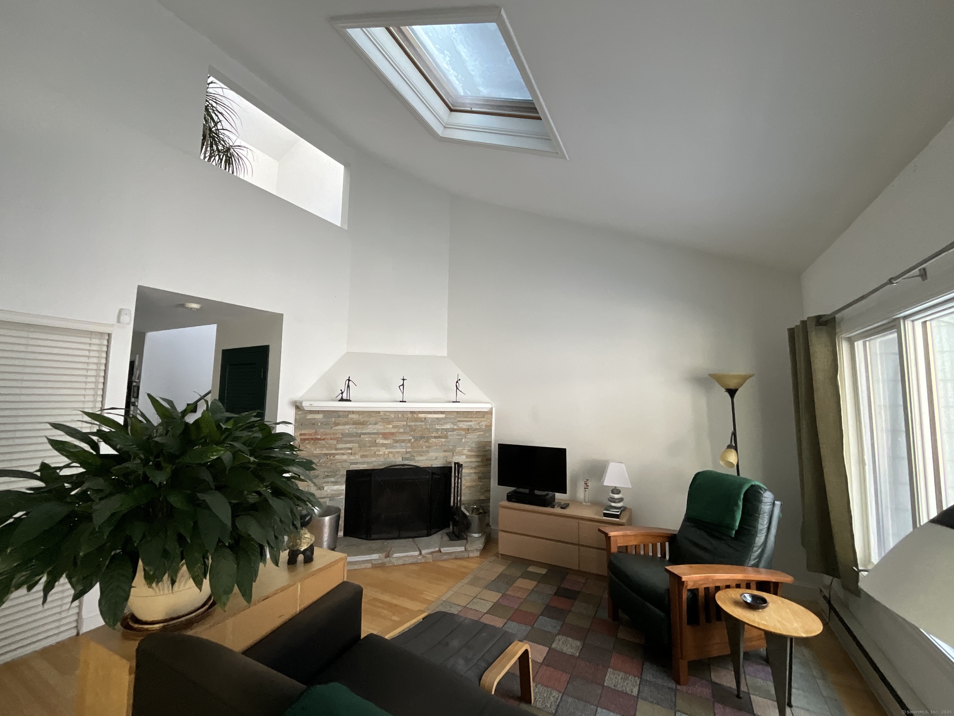 101 Woodside Circle, Torrington, Connecticut image 19
