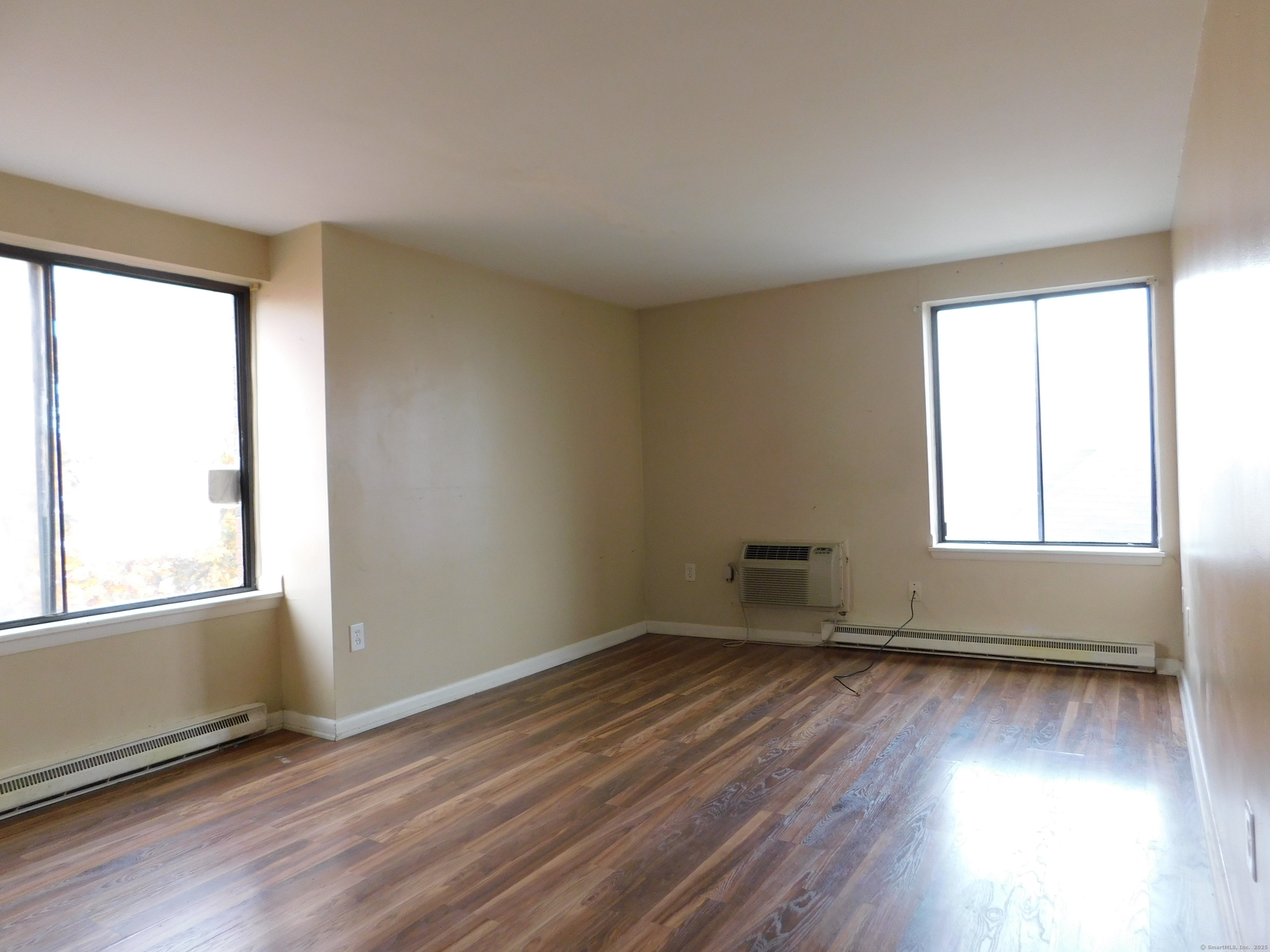 Franklin Avenue Apt C1, Hartford, Connecticut - 1 Bedrooms  
1 Bathrooms  
3 Rooms - 