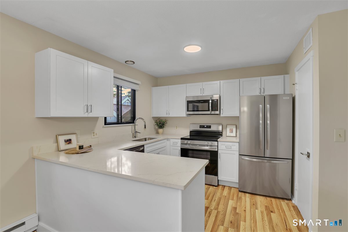 972 Heritage Village B
