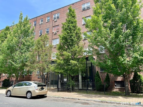 Condo For Sale - 40 Owen Street #D9<br/> Hartford, CT 06105