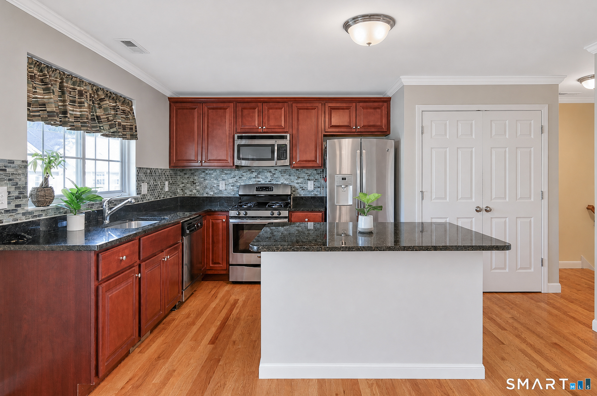 27 Riverview Court 27