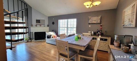 Tiny photo for 10 Taft Pointe #2, Waterbury, CT 06708 (MLS # 24167066)