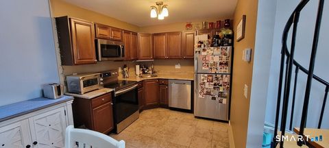 Tiny photo for 10 Taft Pointe #2, Waterbury, CT 06708 (MLS # 24167066)