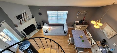 Tiny photo for 10 Taft Pointe #2, Waterbury, CT 06708 (MLS # 24167066)