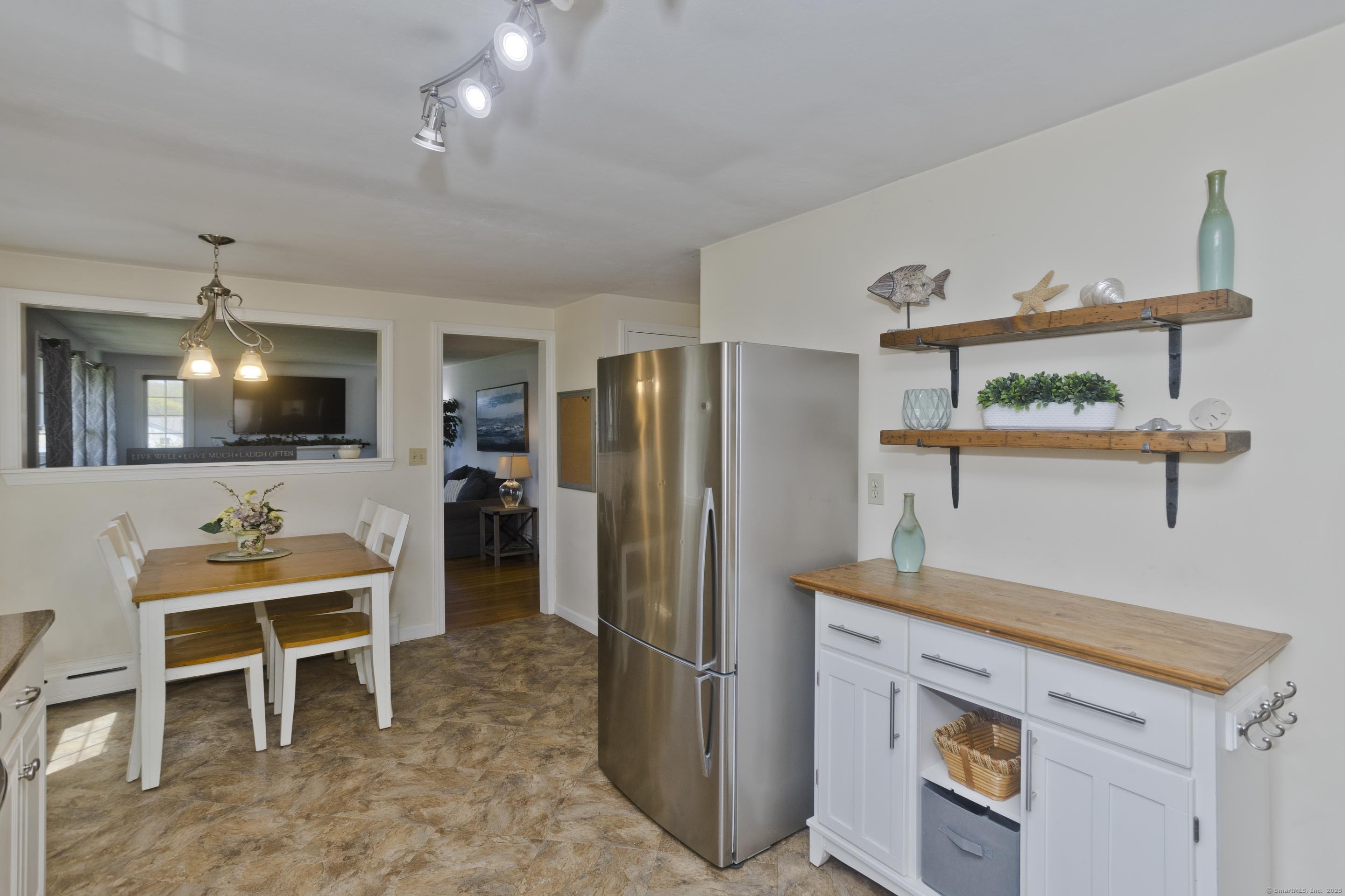 46 Kibbe Drive, Somers, Connecticut image 18