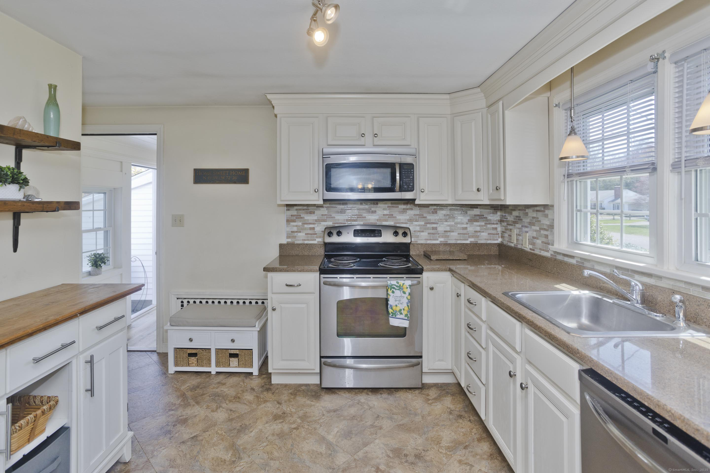 46 Kibbe Drive, Somers, Connecticut image 16