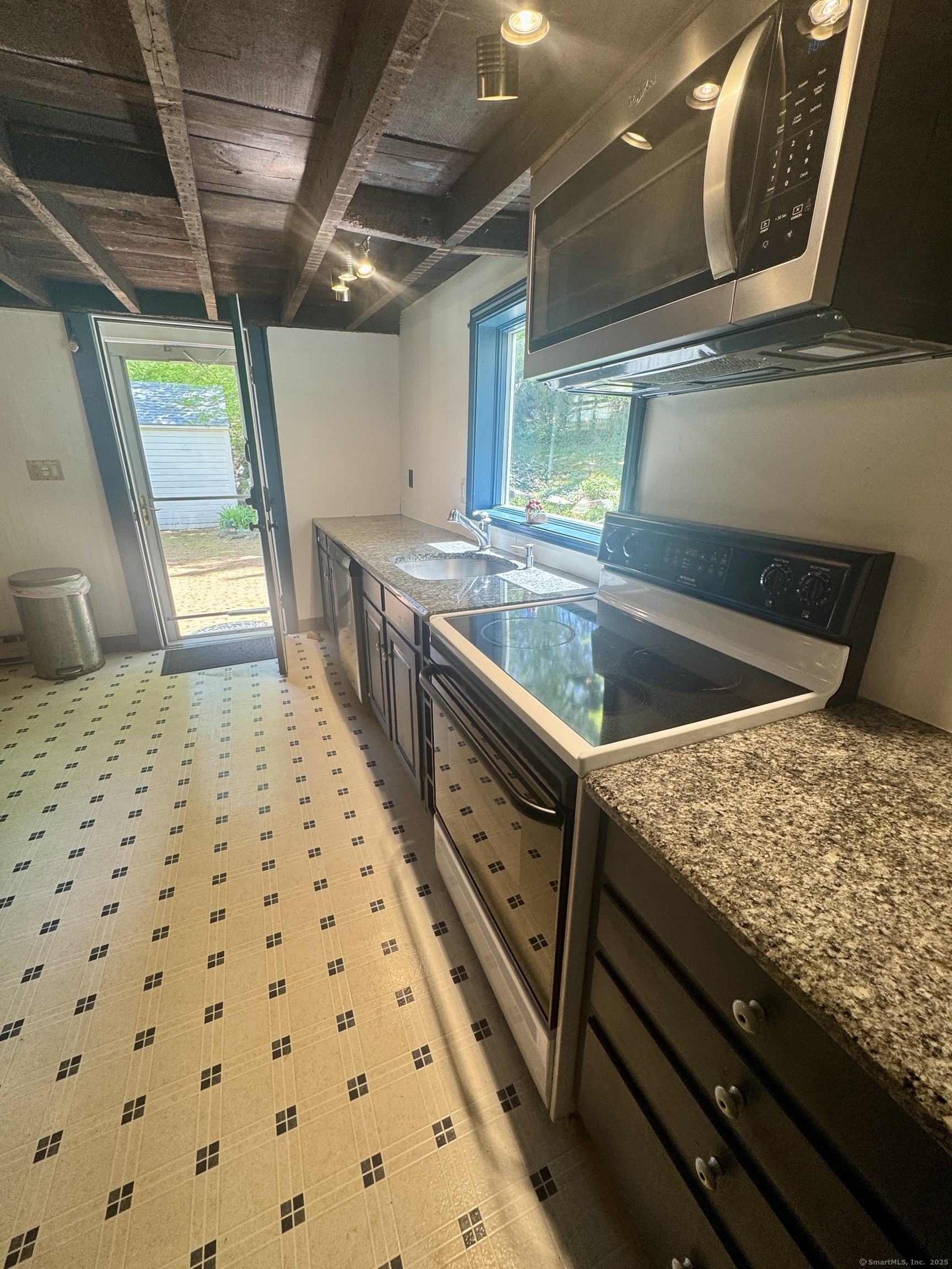 46 Gurley Road, Waterford, Connecticut image 6