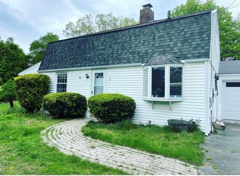 2 Simscroft Road Simsbury CT 06070