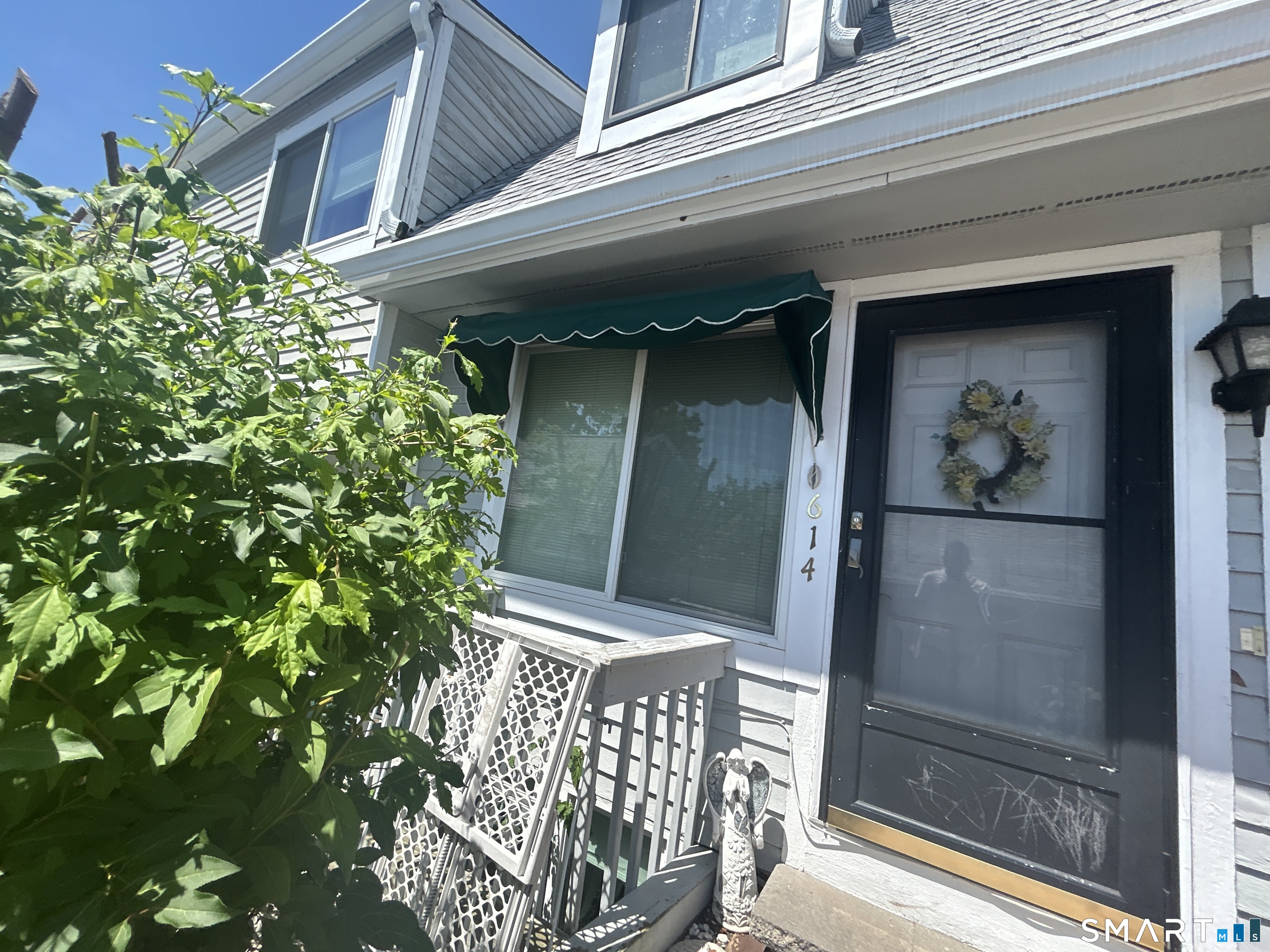 614 Longfellow Drive 614