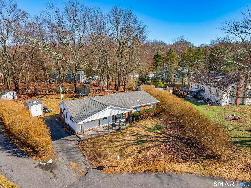 Photo of 4 Amber Circle, Ledyard, CT 06335 (MLS # 24162338)