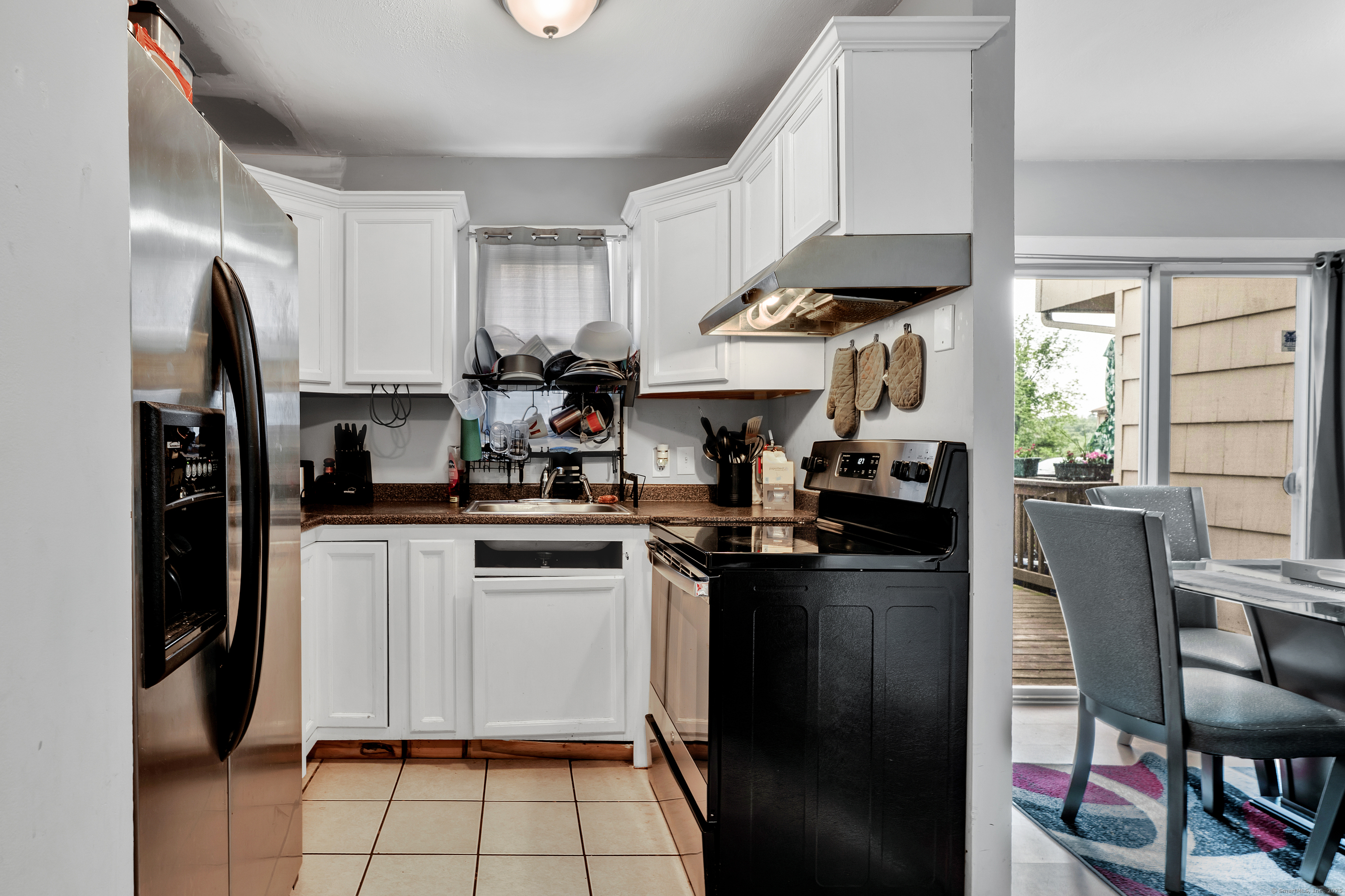 68 Round Tree Drive #9, Naugatuck, Connecticut image 7