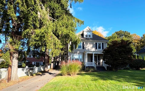Photo of 1828 Main Street, Glastonbury, CT 06033 (MLS # 24216824)