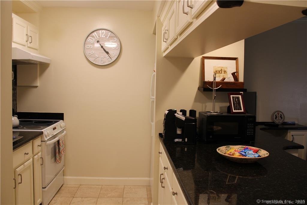213 Old Pond Lane 213