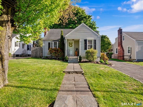 Homes For Sale - 71 Newton Street<br/> Stratford, CT 06615