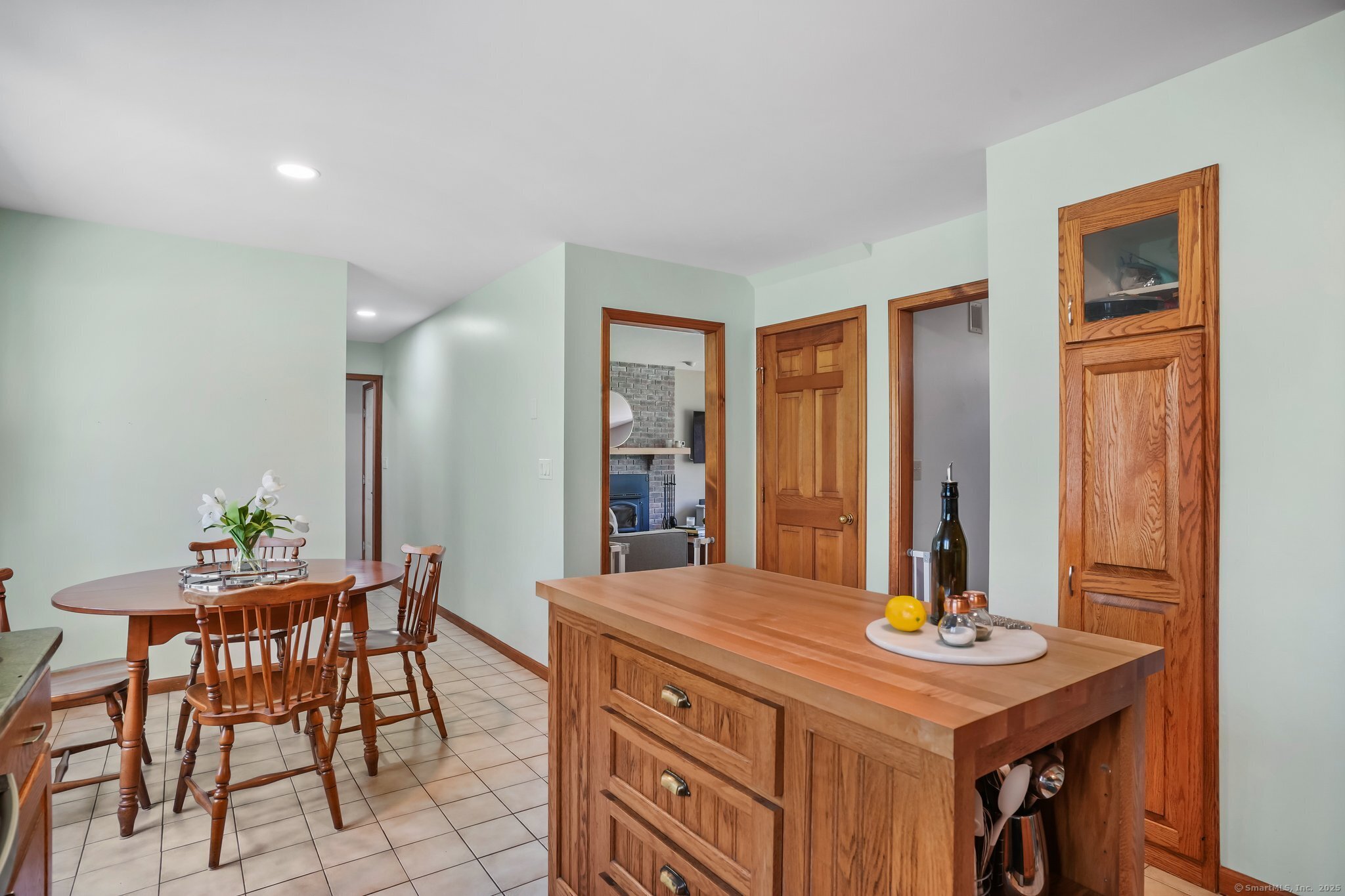 20 Pumpkin Hill Road, Trumbull, Connecticut image 9