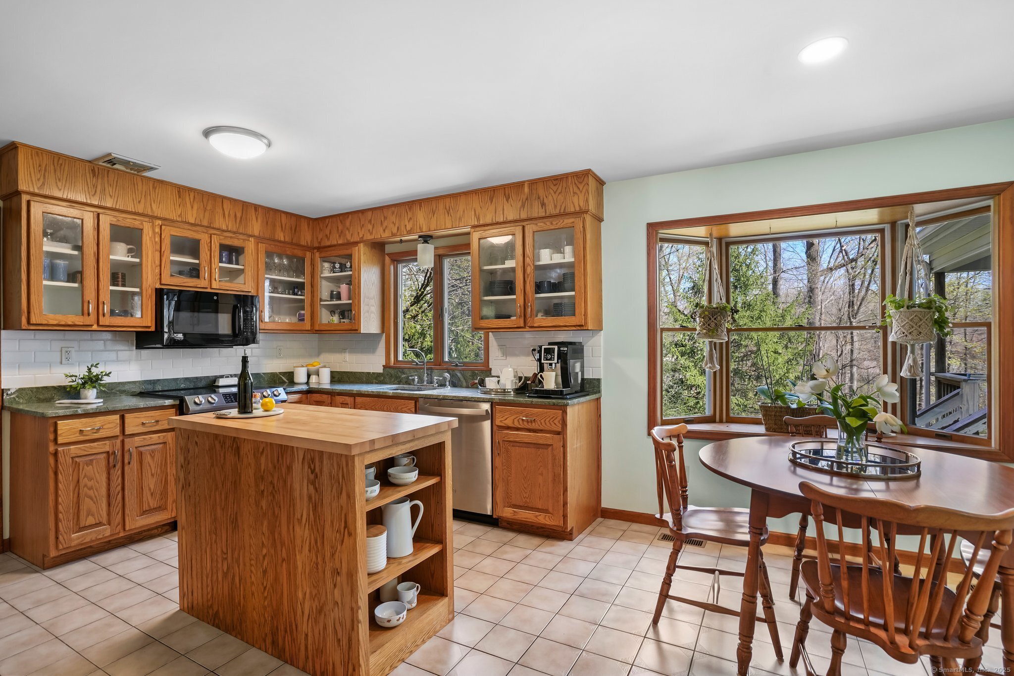 20 Pumpkin Hill Road, Trumbull, Connecticut image 8