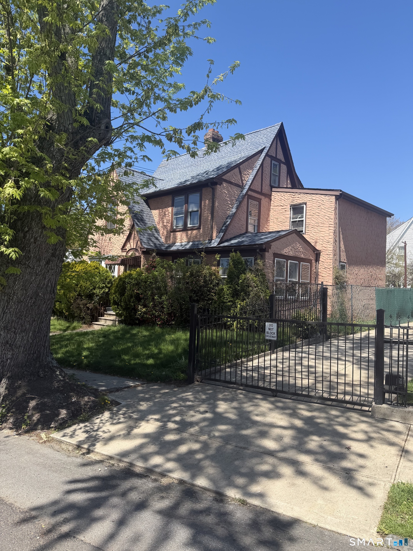 228 Westfield Avenue