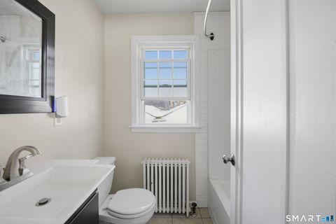 Tiny photo for 95 Middle Turnpike W #APT B4, Manchester, CT 06040 (MLS # 24150487)