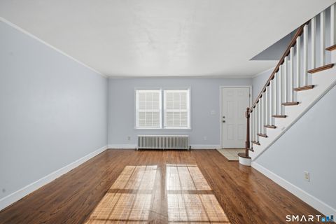 Tiny photo for 95 Middle Turnpike W #APT B4, Manchester, CT 06040 (MLS # 24150487)