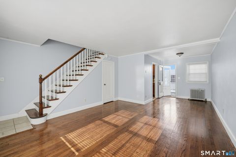 Tiny photo for 95 Middle Turnpike W #APT B4, Manchester, CT 06040 (MLS # 24150487)