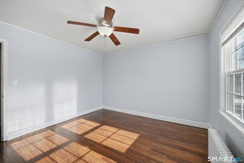 Tiny photo for 95 Middle Turnpike W #APT B4, Manchester, CT 06040 (MLS # 24150487)