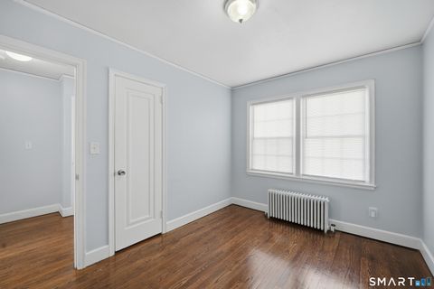 Tiny photo for 95 Middle Turnpike W #APT B4, Manchester, CT 06040 (MLS # 24150487)