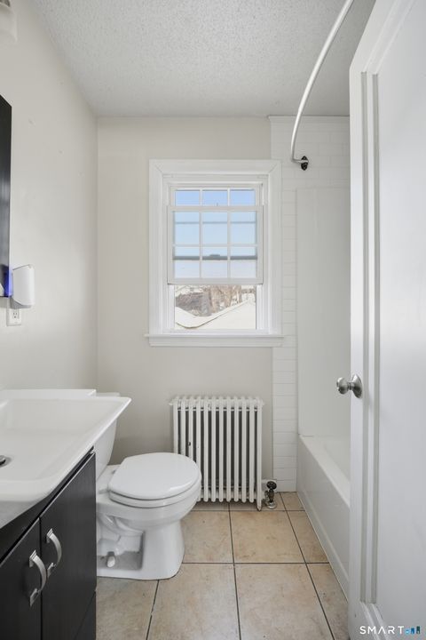 Tiny photo for 95 Middle Turnpike W #APT B4, Manchester, CT 06040 (MLS # 24150487)