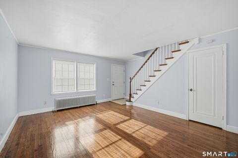 Tiny photo for 95 Middle Turnpike W #APT B4, Manchester, CT 06040 (MLS # 24150487)