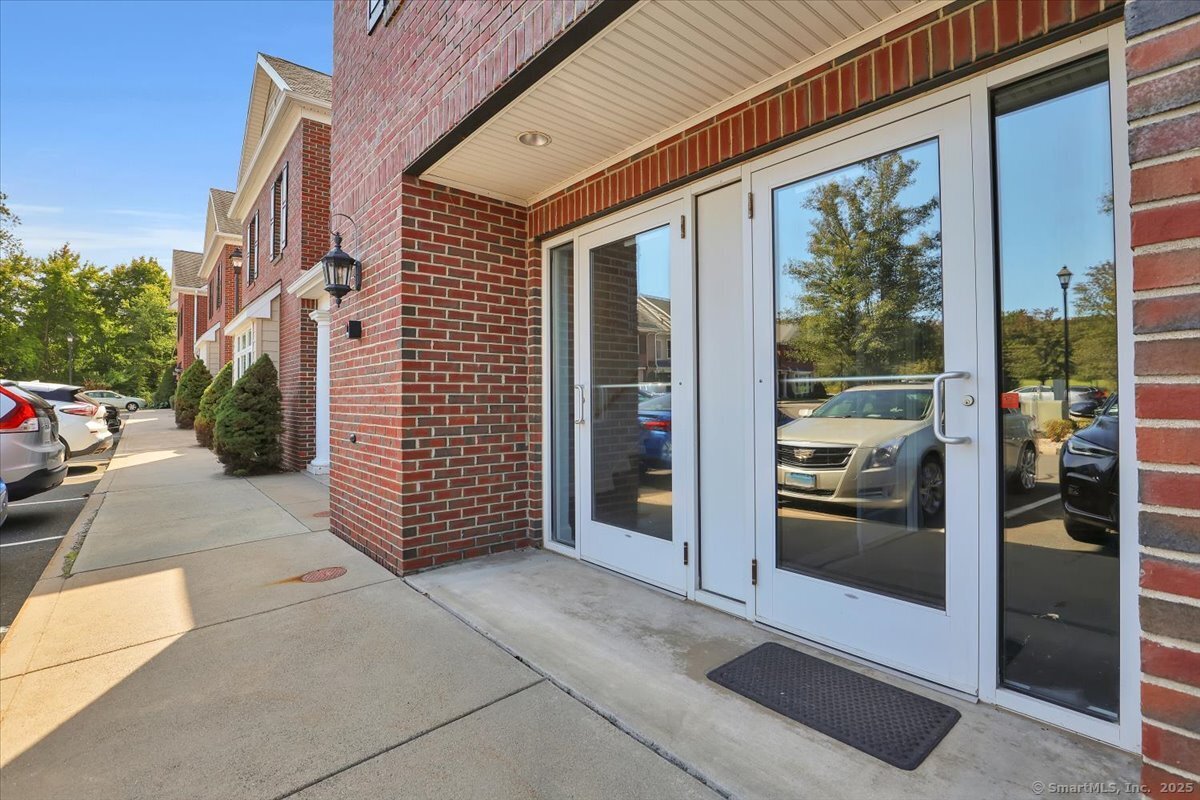 225 Oakland Road 204