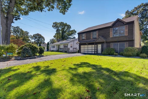 Photo of 7 Oakledge Circle, Norwalk, CT 06854 (MLS # 24214998)