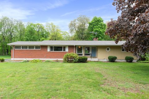 16 Ellsworth Road, East Windsor, CT 06016 - #: 24095277