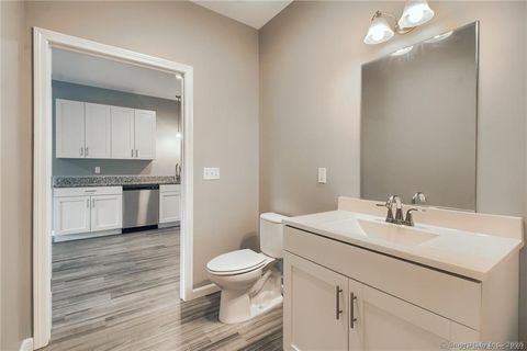 Tiny photo for 9 Steele Boulevard #204, Berlin, CT 06037 (MLS # 24150177)