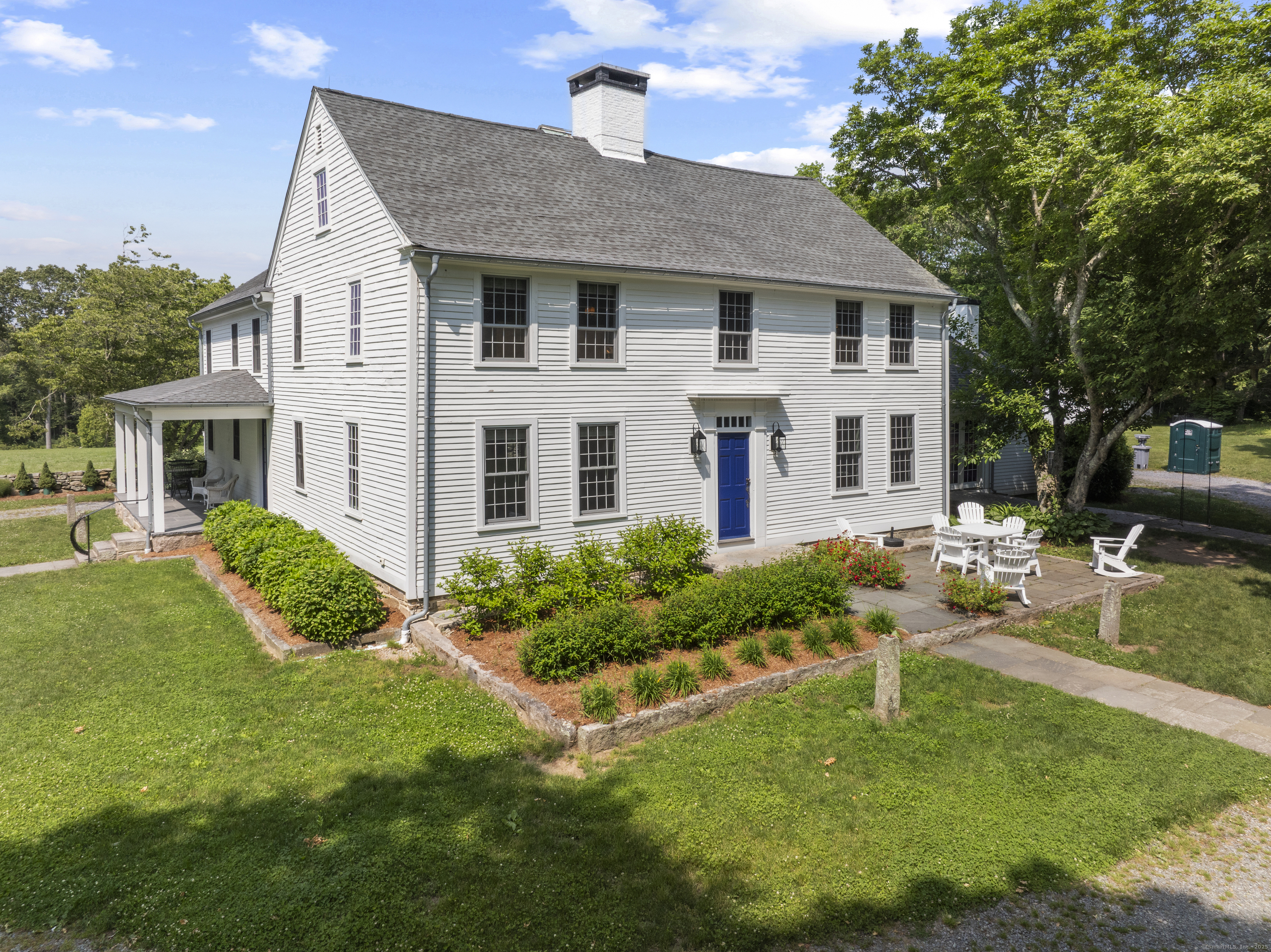 1189 Pequot Trail