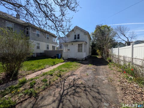 Homes For Sale - 172 Carlisle Street<br/> New Haven, CT 06519