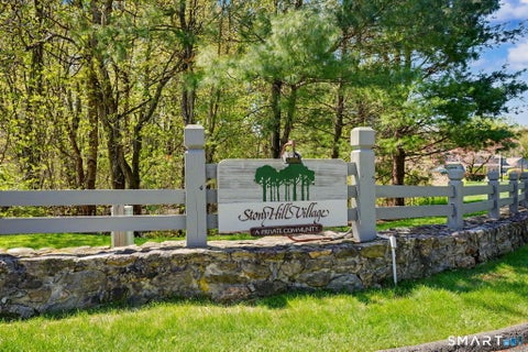 Condo For Sale - 135 Heatherwood Drive #135<br/> Brookfield, CT 06804