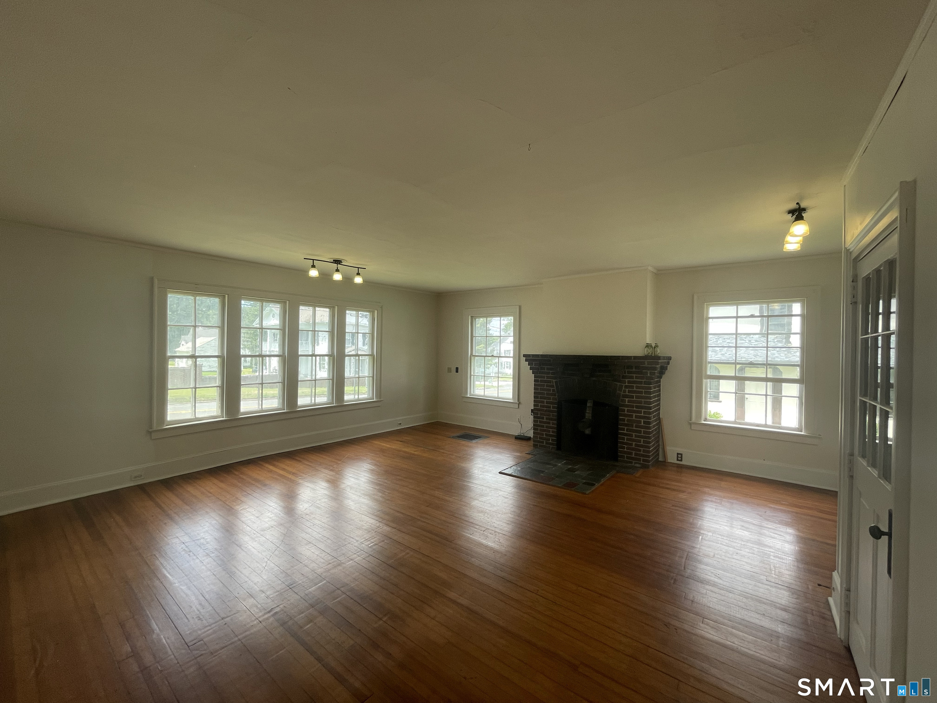 58 Greenwoods Road West