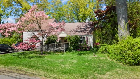 Single Family Residence in Fairfield CT 332 Szost Drive.jpg